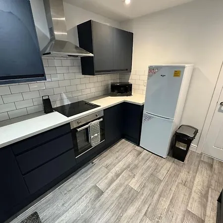 Villa Brand New Refurb 8 Person House à Kingston upon Hull Extérieur photo